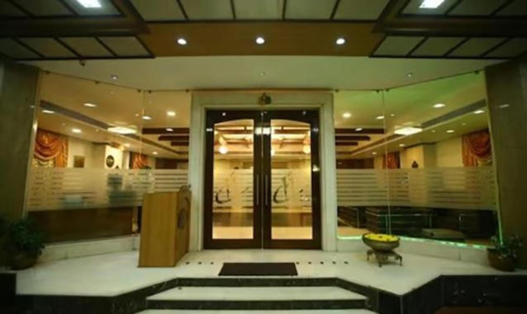 Fabhotel Prime Chennai Deluxe Ngoại thất bức ảnh