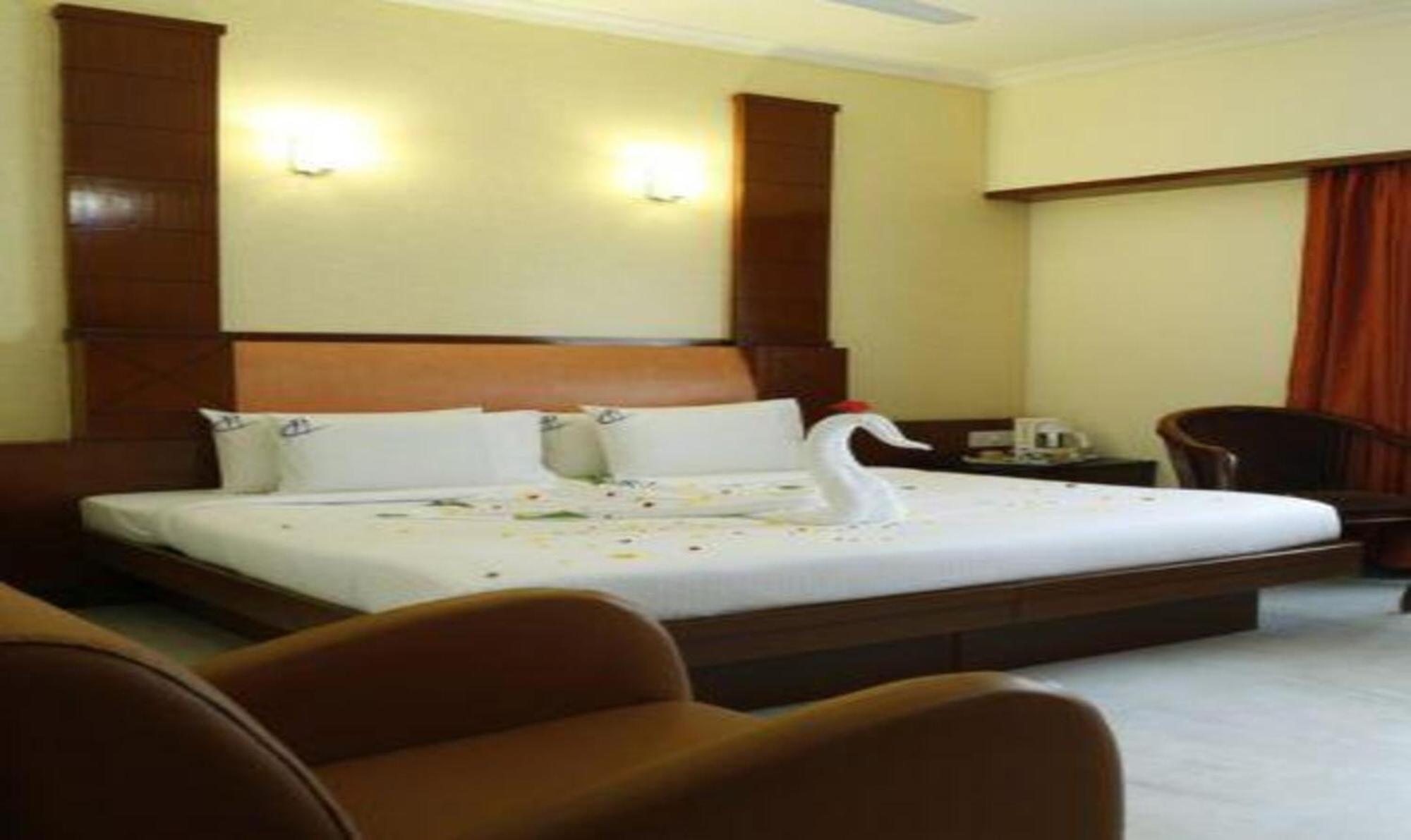 Fabhotel Prime Chennai Deluxe Ngoại thất bức ảnh